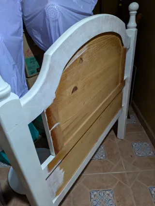 Cabecero provenzal de madera blanco