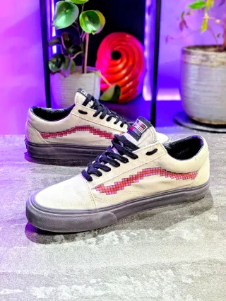 Vans Old Skool (Nintendo) Console