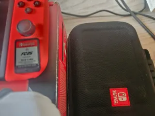 Nintendo Switch Console e Accessori