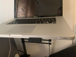 Macbook Pro 15" año 2011 Roto Piezas
