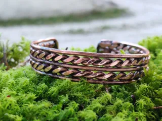 Bracciale in rame intrecciato