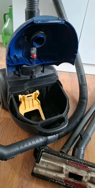 Aspirador LG Turbo Z 1400W