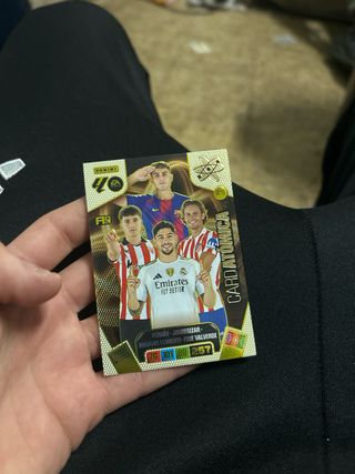 Carta Panini Adrenalyn XL Atomica buen estado