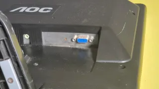 Monitor AOC 18 Plata y Negro