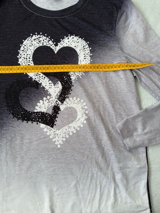 Maglietta Shein maniche lunghe cuore