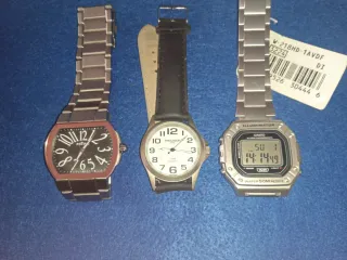 Lote 3 orologi Casio Potens e Precision Time al quarzo