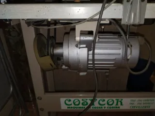 Máquina de coser industrial TYPICAL