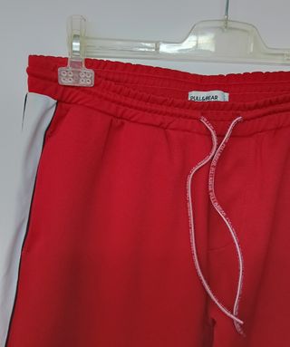 Pantalón Chándal Rojo Retro Pull & Bear Talla L