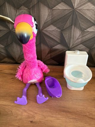 Flamenco Little Live Pets con orinal