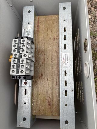 Autotransformador trifásico