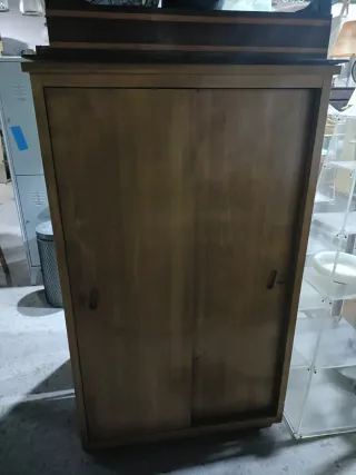 Armario madera puertas correderas