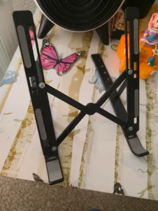 Soporte Plegable para Tablet y PC