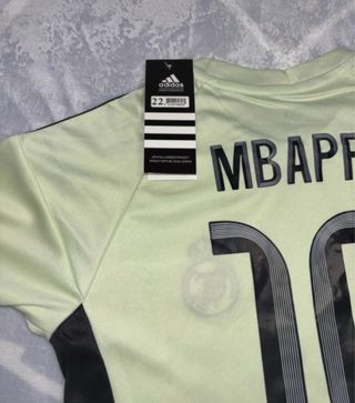 Equipación futbol para niños talla 22 7/8 años