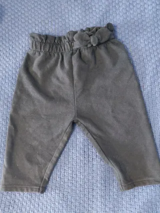 Pantalón bebé 6-9 meses