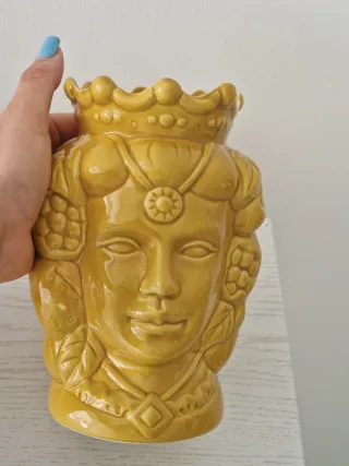 Coppia Vasi Testa di Moro in Ceramica Gialla