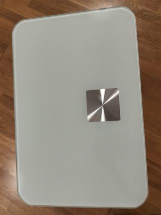 Mesa auxiliar cristal y metal