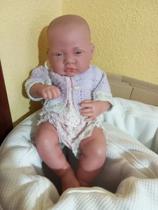 Muñeco bebé realista de Antonio Juan
