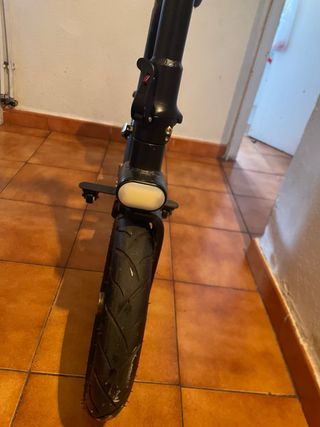 Patinete eléctrico con asiento