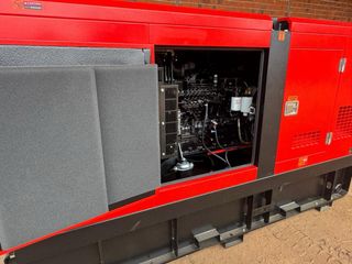 GRUPO ELECTRÓGENO 100 KVA CUMMINS