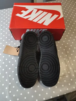 Zapatillas Nike Court Borough Low Recraft Negras