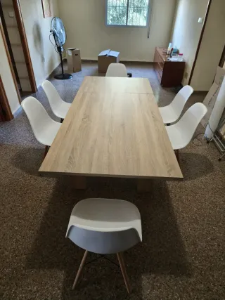 Mesa Comedor con 6 Sillas Blancas