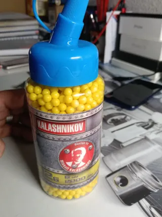Bote Bolas Kalashnikov 6mm 2000 uds