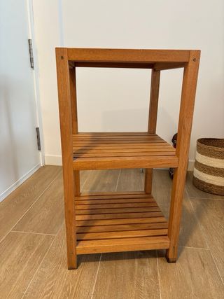 Estantería auxiliar de madera