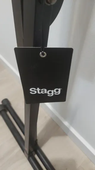 Soporte para teclado Stagg