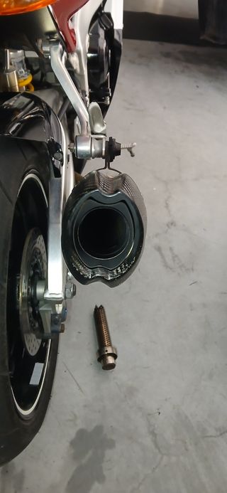 Escape Mivv Yamaha R1 (98-01)