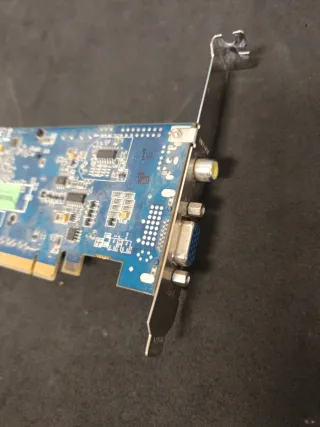 Tarjeta Gráfica ATI