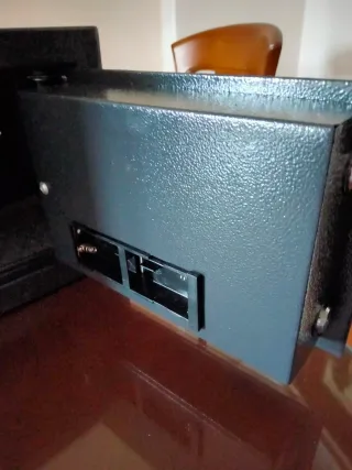 Caja Fuerte Arregui Negra y Gris