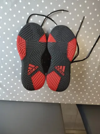 Zapatillas Adidas Ownthegame Negras Rojas