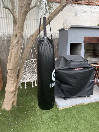 Saco de boxeo negro