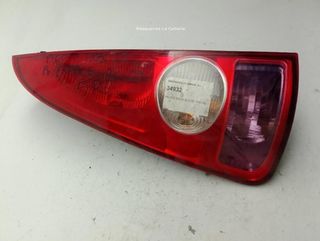 22280855 8200027153 piloto tras izq renault espace