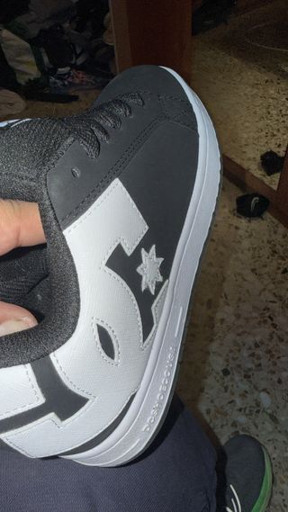 Zapatillas DC Shoes Court Graffik Hombre Talla 38.