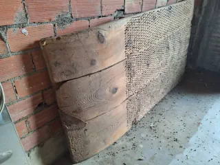 Trillo antiguo de madera