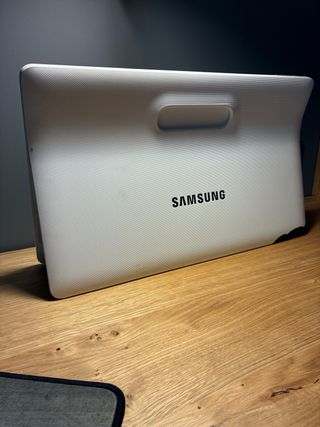 Tablet Samsung 18.4 pulgadas