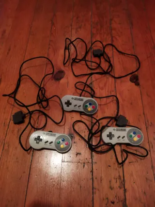 Lote 3 mandos Super Nintendo SNES