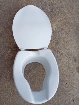 Elevador WC con Tapa