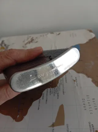 Petaca Vintage Negra Piel Cocodrilo