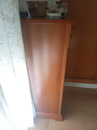 Mesitas de noche y sinfonier madera