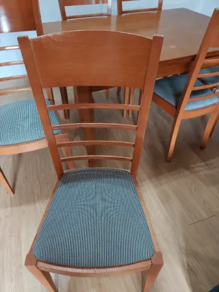 Mesa comedor extensible + 6 sillas madera