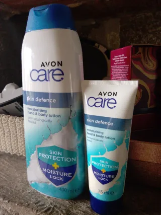 Avon Care Loción Corporal y Avon Manos sin estrena