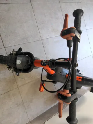 Bicicleta infantil naranja