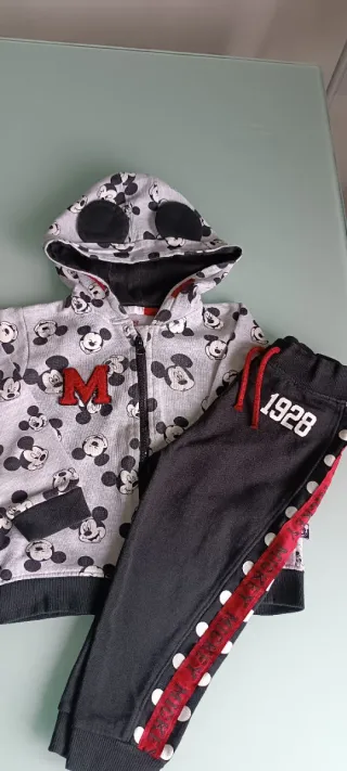 Pantalon Chándal Mickey Mouse negro