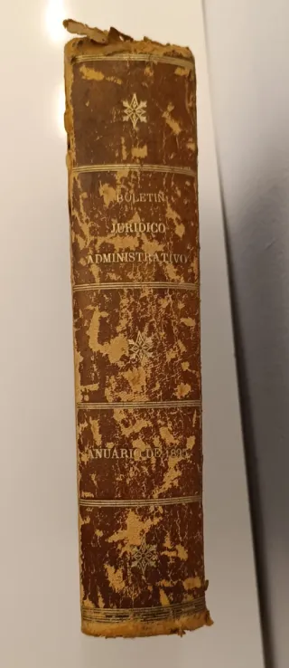 Antiguo libro jurídico original de 1895 – España