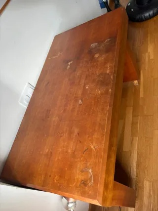 Mesa de madera maciza