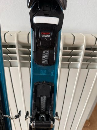 Esquís Rossignol Forza 20' + Fijación XP10