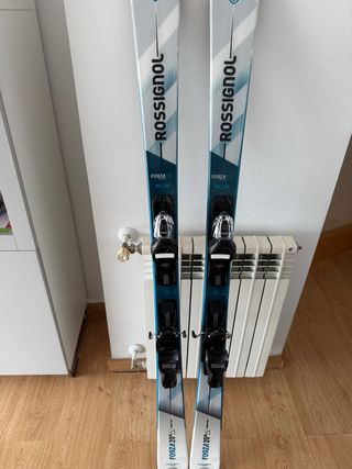 Esquís Rossignol Forza 20' + Fijación XP10