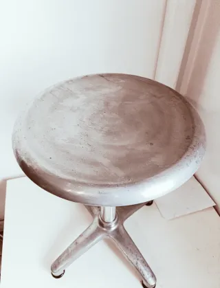 Sgabello industriale alluminio anni '50